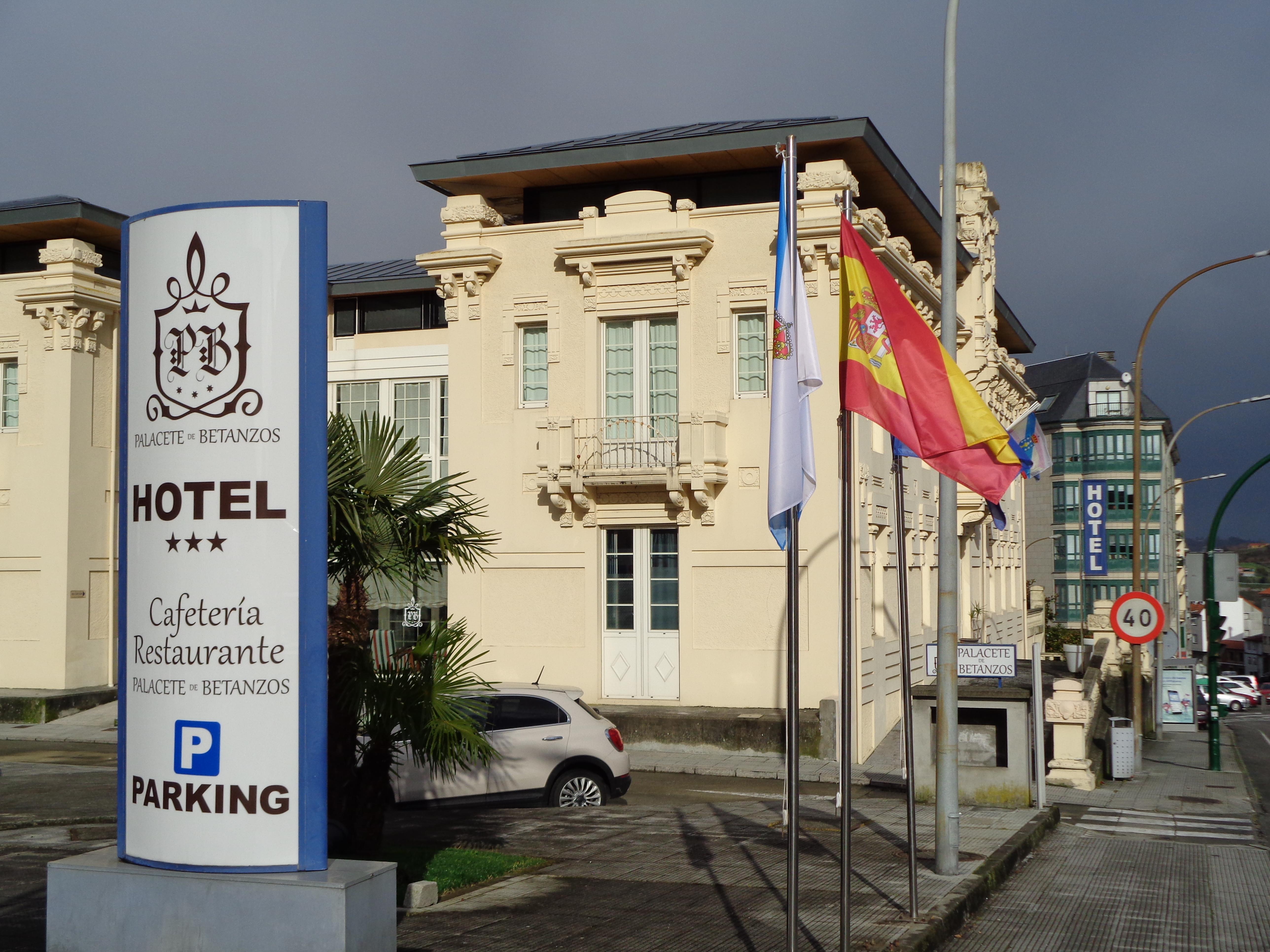 Hotel Villa De Betanzos Luaran gambar