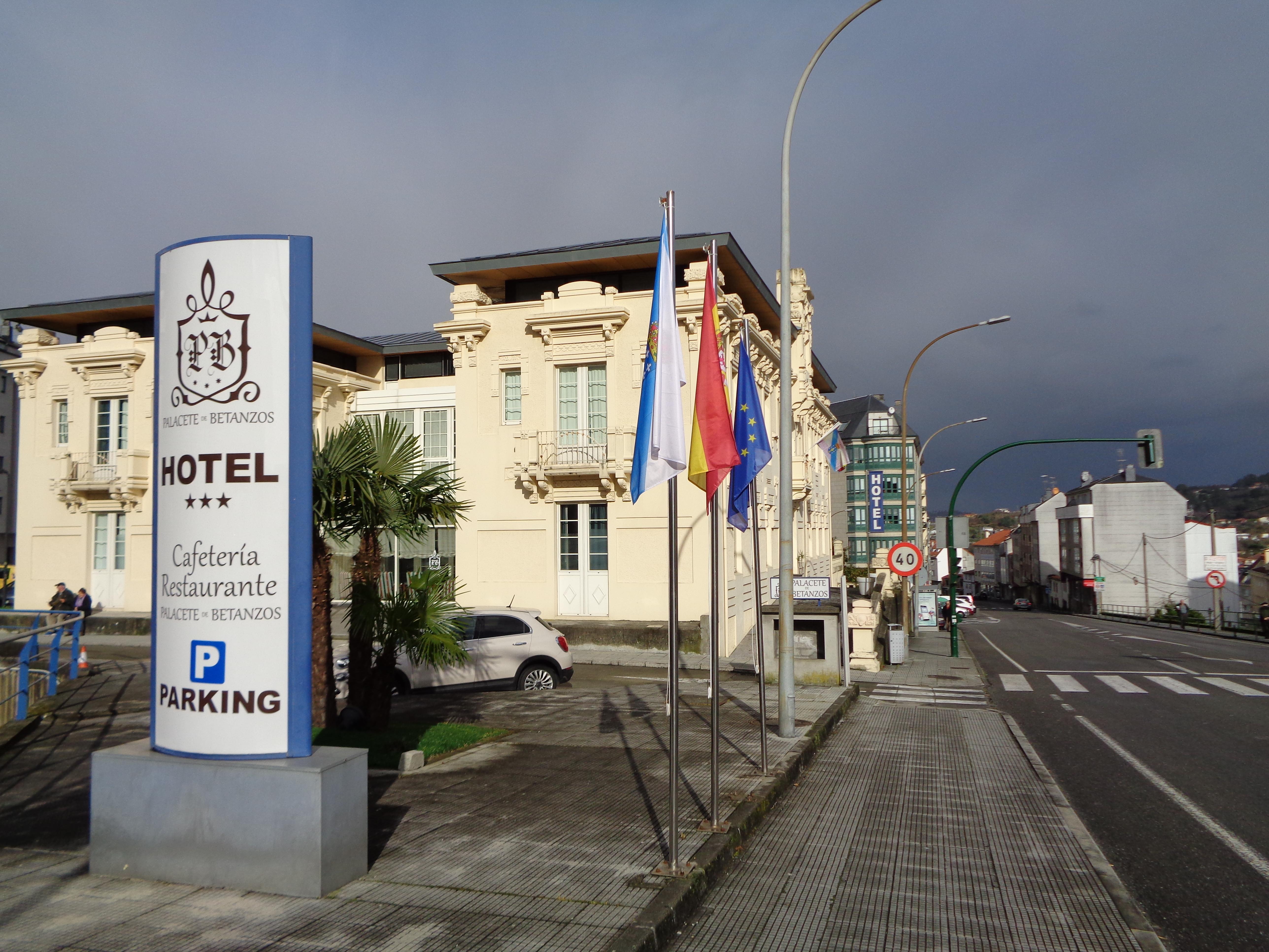 Hotel Villa De Betanzos Luaran gambar