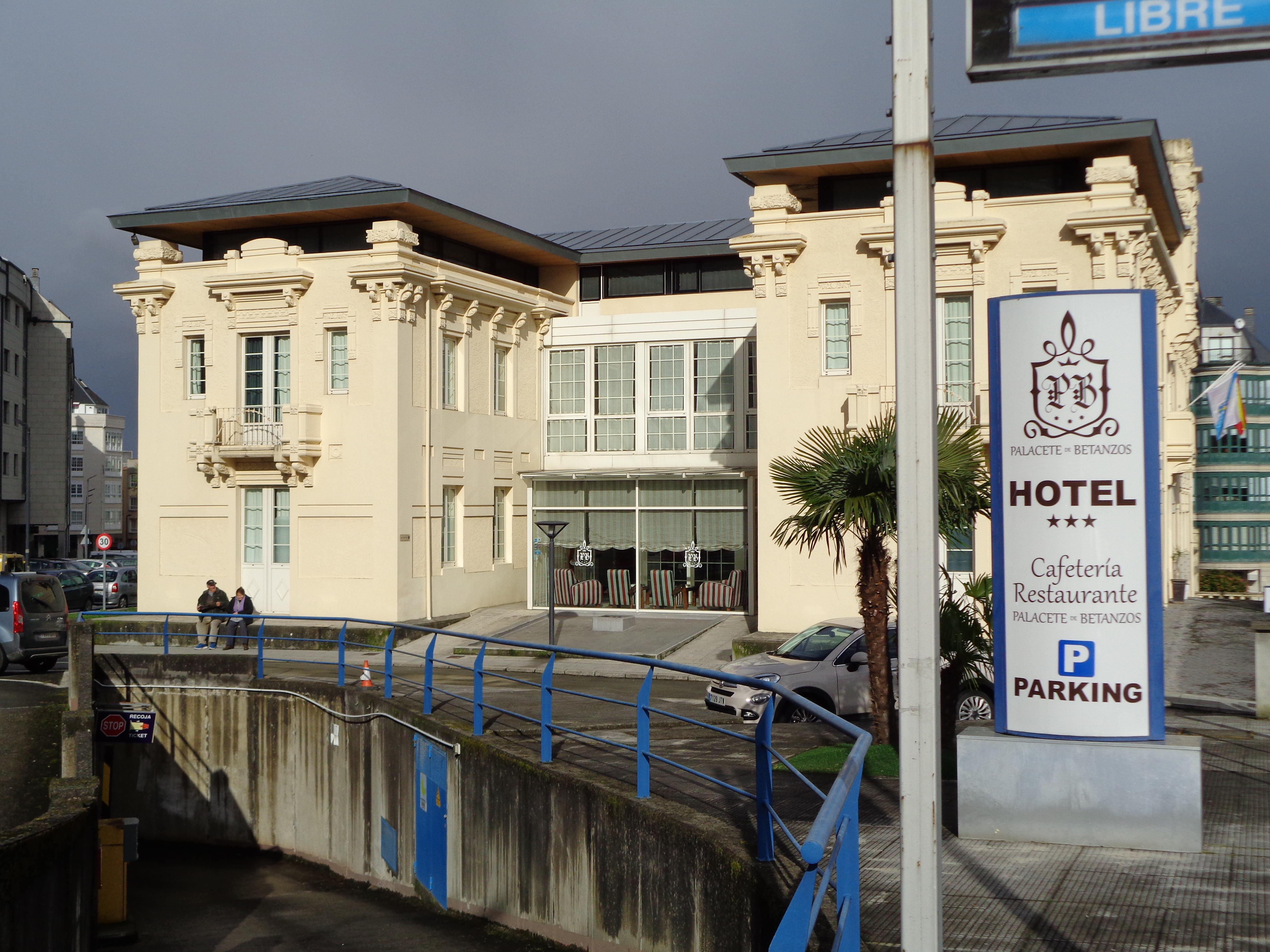 Hotel Villa De Betanzos Luaran gambar